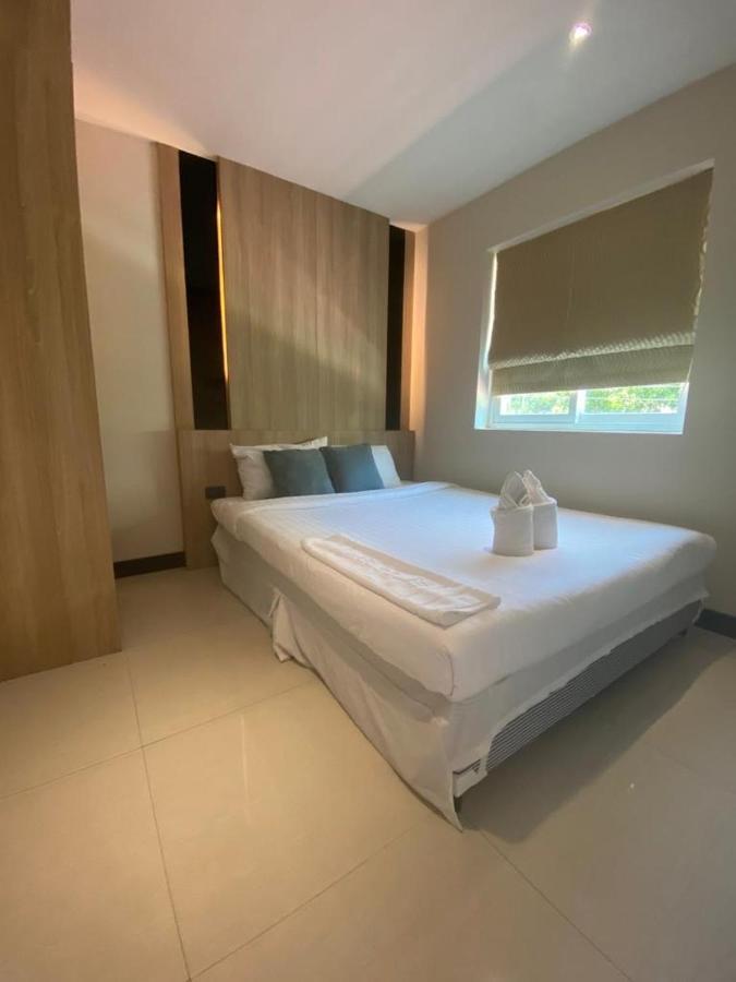 Santosa Detox Retreat Hotel Phuket Buitenkant foto